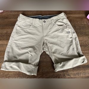 North Face Khaki Shorts hiking walking casual Roll Up Hem - size 4
